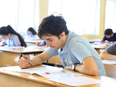 Müəllimlik ixtisasını seçən oğlanlara təqaüd veriləcək - AÇIQLAMA