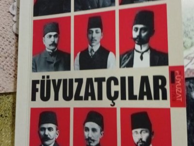 Azərbaycanlı professorun kitabı məşhur universitetin kataloqunda