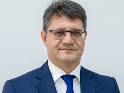 Nazir müşavirini&nbsp;İŞDƏN ÇIXARDI
