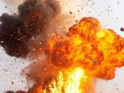Russia strikes shopping mall in Ukraine, casualties reported