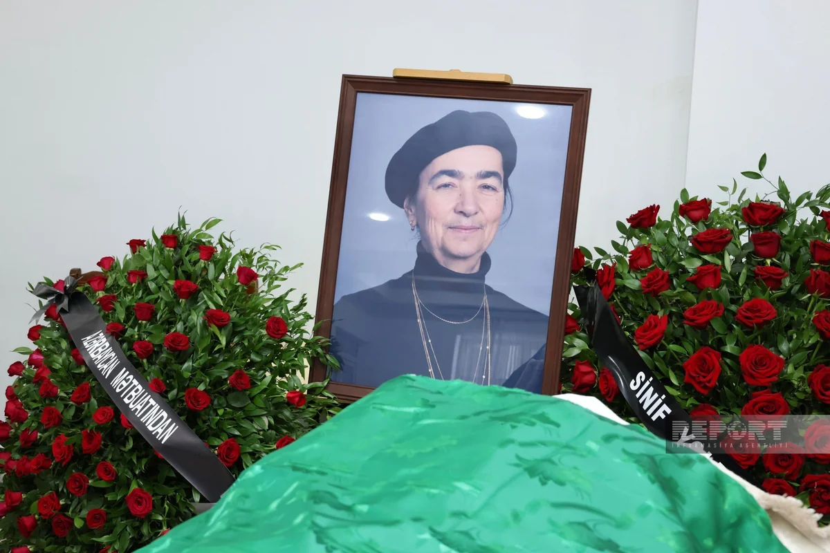 Əməkdar jurnalist Tofiqə Qasımova ilə vida mərasimi keçirilir