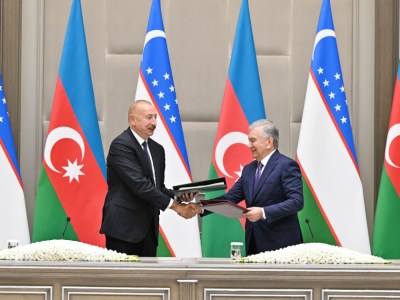 Azərbaycan-Özbəkistan münasibətləri yeni geosiyasi mərhələyə qədəm qoyur