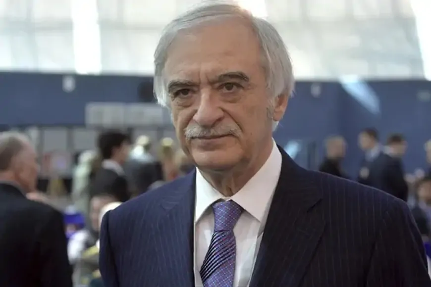 Polad Bülbüloğlundan&nbsp;evlilik xəbərlərinə CAVAB