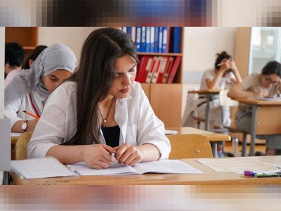 Ali məktəblərə qəbul olanların siyahısı və keçid balları açıqlandı