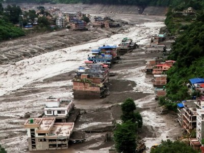 Nepalda ölənlərin sayı 600-ü ÖTÜB