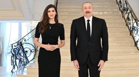 Prezidentdən müsahibə alan jurnalist: &ldquo;Əvvəldə həyəcanlı idik&rdquo; -&nbsp;Elmira Musazadə kimdir? - FOTOLAR