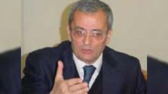 İsgəndər Həmidov oğlunu evləndirir