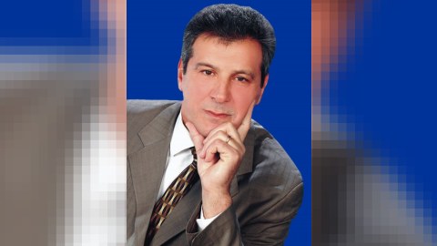 Ağalar Bayramov: “İndi qatığı öz rəngində görən şairlər çox azdır”