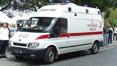Aprel zarafatı və Təcili Tibbi Yardım xidmətinə edilən yalançı zənglər