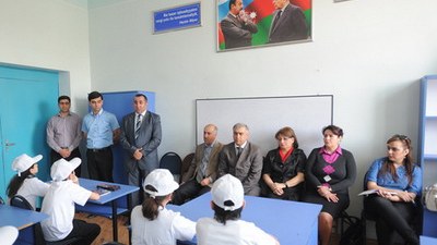 “Trend” agentliyi şagirdlərə "açıq dərs" keçib