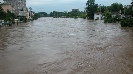 Saatlıda 10 kənd su altında qala bilər 