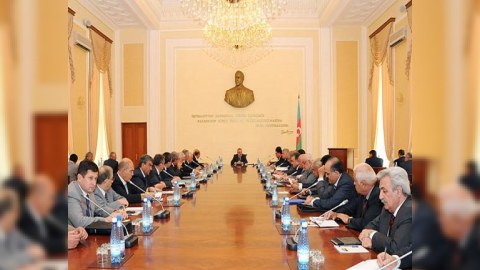 Təbii fəlakətlə əlaqədar yaradılan Hökumət Komissiyasının iclası olub
