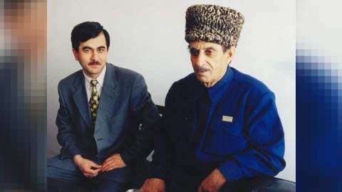 "Şərq"in baş redaktoru Akif Aşırlı ilə fotosöhbət