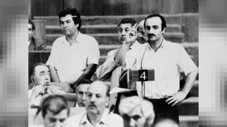 Deputat Sabir Rüstəmxanlı ilə fotosöhbət