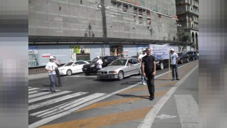 İctimai Birlik Azadlıq meydanında aksiya keçirib