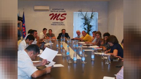 "Qara piar, "reket jurnalistikası"...