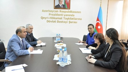Azay Quliyev BMT eksperti ilə gender layihələrini müzakirə edib
