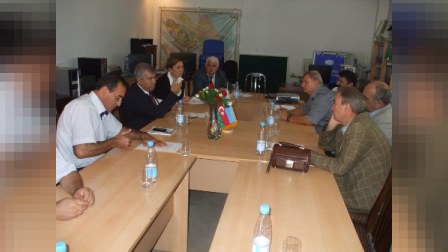 Umud Rəhimoğlu üzvlük üçün müraciəıt edənləri gözlətdirir