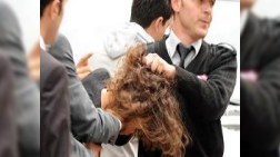 Tələbələr Abdulla Gülü “AKP-ni istəmirik” şüarı ilə qarşılayıb