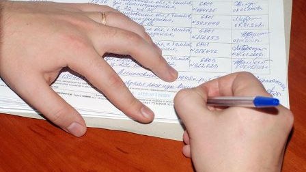 Namizədlər imza üçün jurnalistlərin qapısını döyüblərmi? 