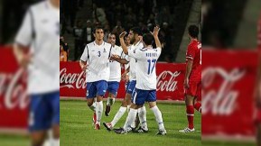 Türkiyə mətbuatından seçmələr: ““Futbolun iməkliyən ölkəsi” bizi yendi!” 