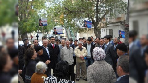 Fuad Muradov rəqiblərini geridə qoyub 