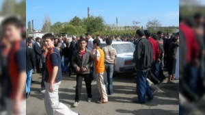 Sabunçu sakinləri Zabrat avtomobil yolunu bağladılar 