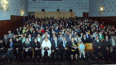 Asim Mollazadə seçiciləri "Dostluq"a yığdı...  ®