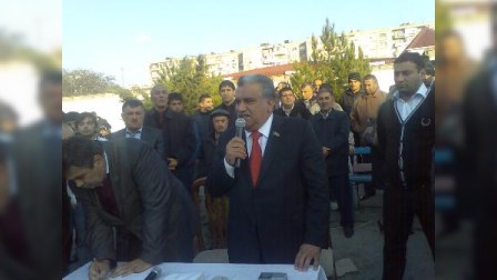 "Əhəd Abıyev daş qoyan yerə, biz baş qoyarıq”  ®