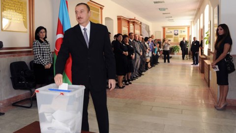 Prezident, baş nazir və spiker səslərini istədikləri namizədə verdilər... (fotolar)