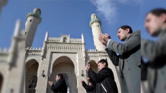 Siyasətçilərimiz Qafqaz Müsəlmanlar İdarəsi barədə nə düşünürlər?