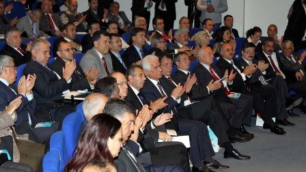 Qənirə Paşayeva Kıprısda ödül alıb