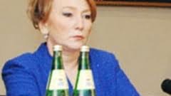 Rektor Aqiyə Naxçıvanlı: “Sabah dərsə başı əmmaməli tələbə girsə, necə olacaq?”
