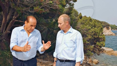 İki baş nazir ova çıxıb, biri ovda huşunu itirib