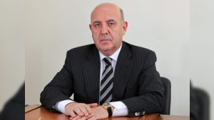 Əhliman Əmiraslanov: "Kimin pulu var gedir xaricə müalicəyə, qoy getsin, amma..."