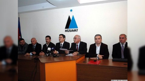 Sərdar Cəlaloğlu: “Qərb müxalifəti unudub”