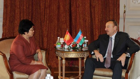 İlham Əliyev İstanbulda önəmli görüşlər keçirib (fotolar)