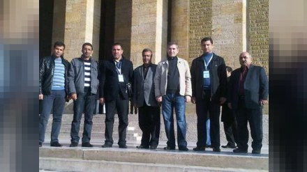 Azərbaycanlı jurnalistlər Atatürkün məzarını ziyarət ediblər