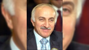 TRT-nin rəhbəri: "Seriallarda olduğu kimi evə ayaqqablarla daxil olmuruq"