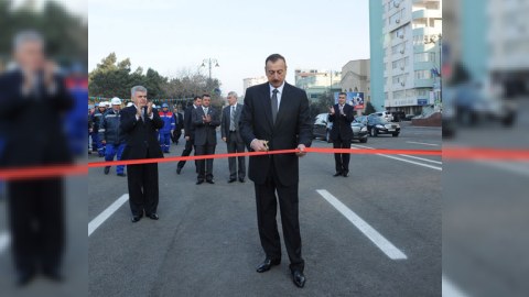 Prezident Bakıda yeni inşa olunan körpü-tunelin açılışında olub