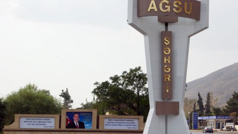 Ağsuda içməyə ağ su tapılmır…