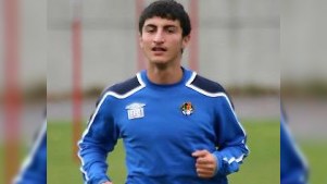 Azərbaycanlı futbolçunun İngiltərə klubuna keçidi rəsmiləşib