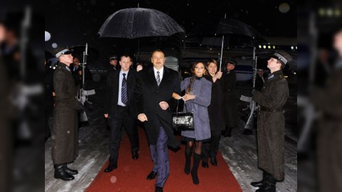 Prezident İlham Əliyev Latviyaya gedib
