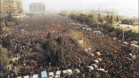 Baş Prokurorluq: “20 yanvarla bağlı Əbdürrəhman Vəzirov, Ayaz Mütəllibov və digərləri barədə axtarış elan olunub”