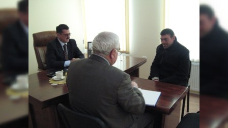 Deputat növbəti dəfə seçicilərini qəbul edib (Fotolar)