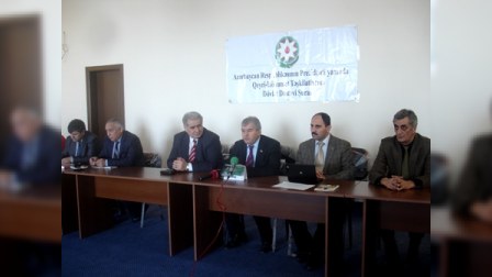 Ziyalılar Milli Elmlər Akademiyasını ittiham etdilər