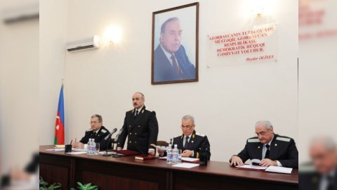 Ədliyyə Nazirliyinin daha bir qrup işçisi cəzalandırıldı