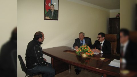 Deputatdan öz seçicilərinə növbəti jest (FOTOLAR)