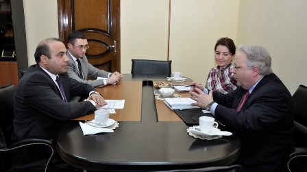 Azay Quliyev Kristofer Şildslə QHT qanunvericiliyini müzakirə etdi   
