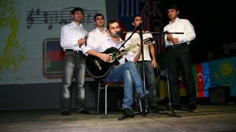İngiltərədə "Sarı gəlin" oxunub, Azərbaycan mətbəxi nümayiş etdirilib